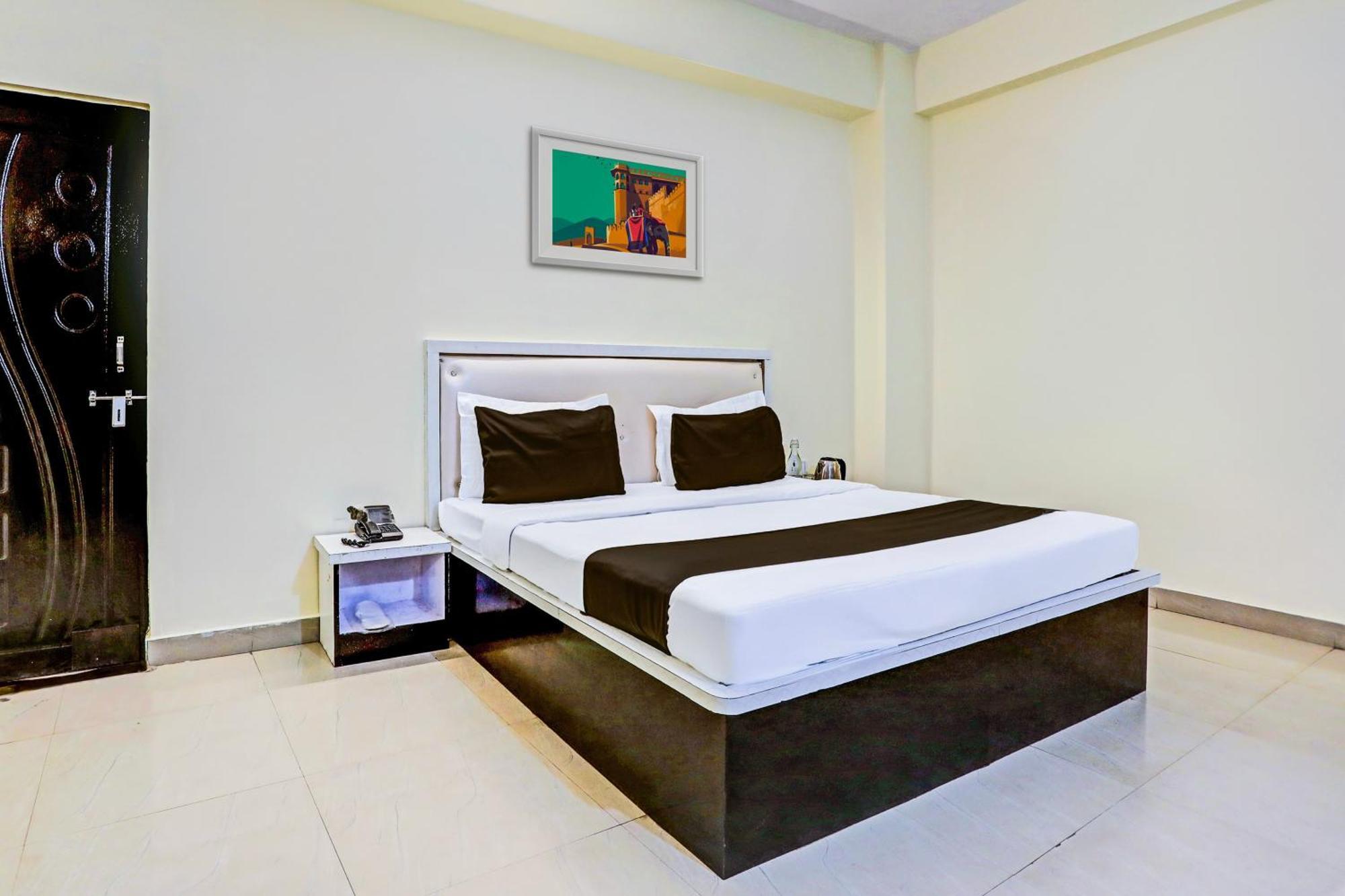 Super Hotel O Hyderabad Gate Iit Bhu Kakarmatha Exterior photo